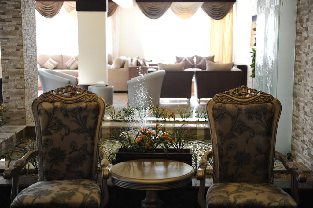 Hotelier Suites Rijád Exteriér fotografie