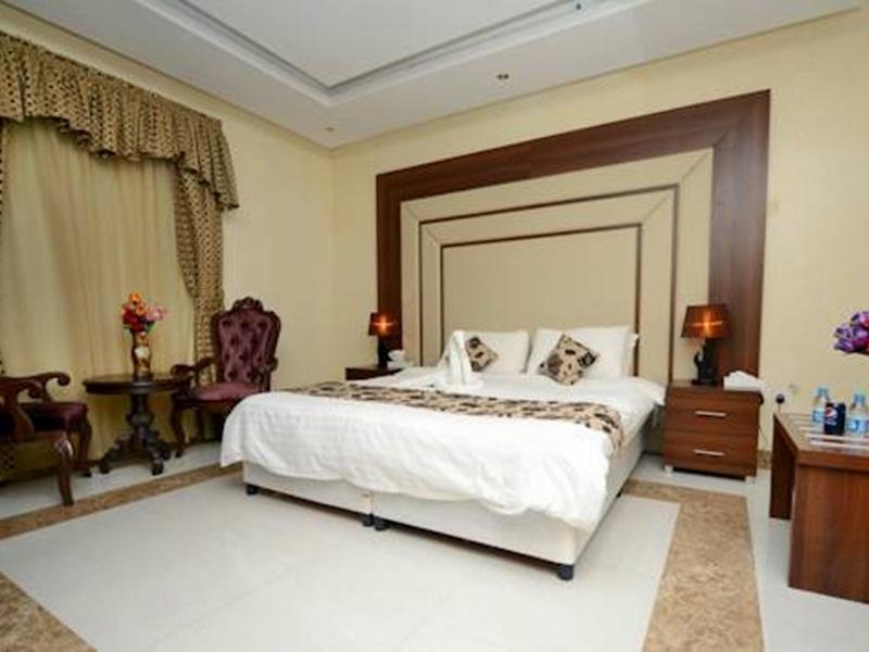 Hotelier Suites Rijád Exteriér fotografie