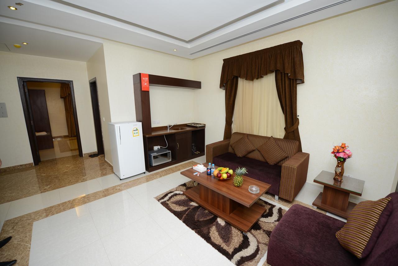 Hotelier Suites Rijád Exteriér fotografie
